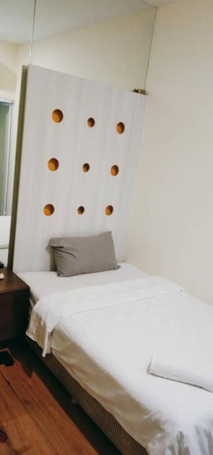 Hotel Zamburger De Melaka Extérieur photo