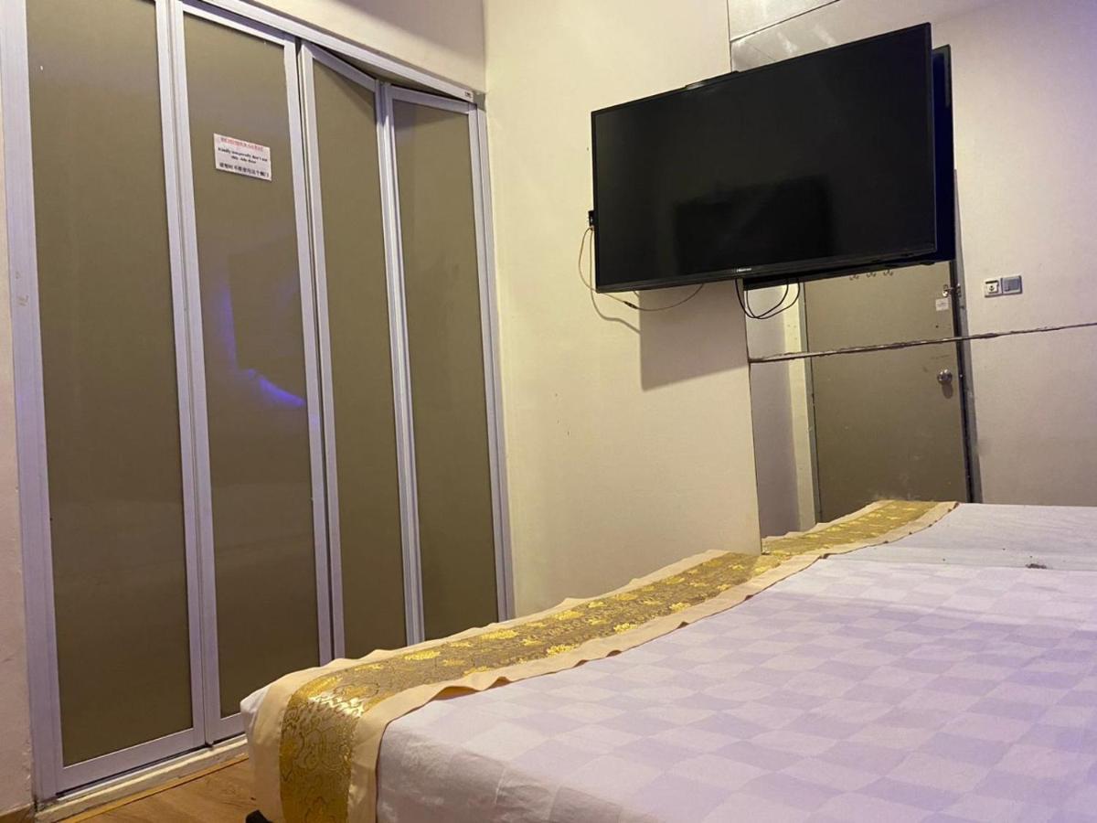 Hotel Zamburger De Melaka Extérieur photo