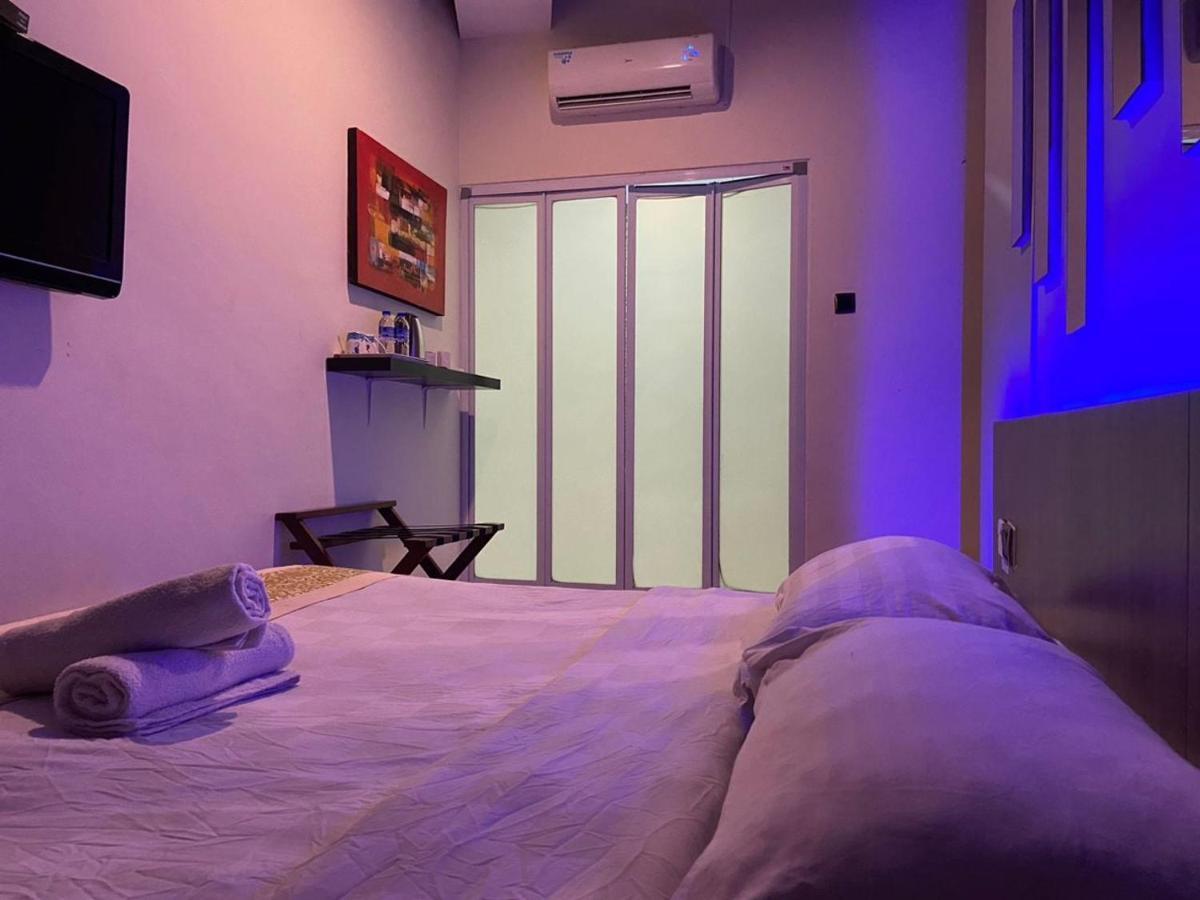 Hotel Zamburger De Melaka Extérieur photo