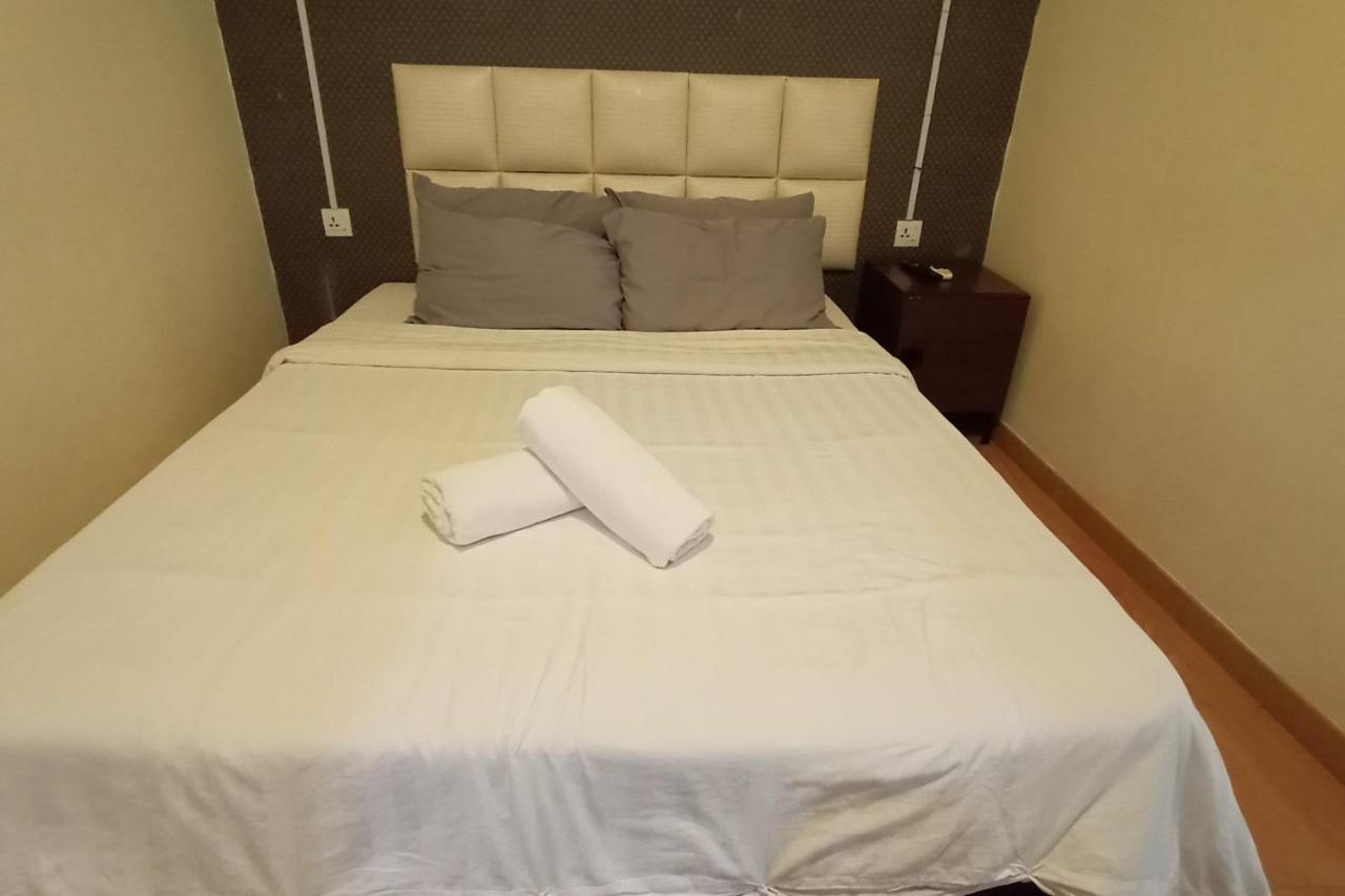 Hotel Zamburger De Melaka Extérieur photo