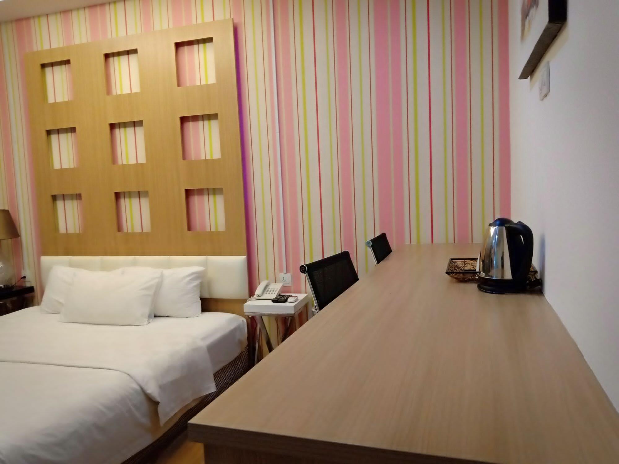 Hotel Zamburger De Melaka Extérieur photo