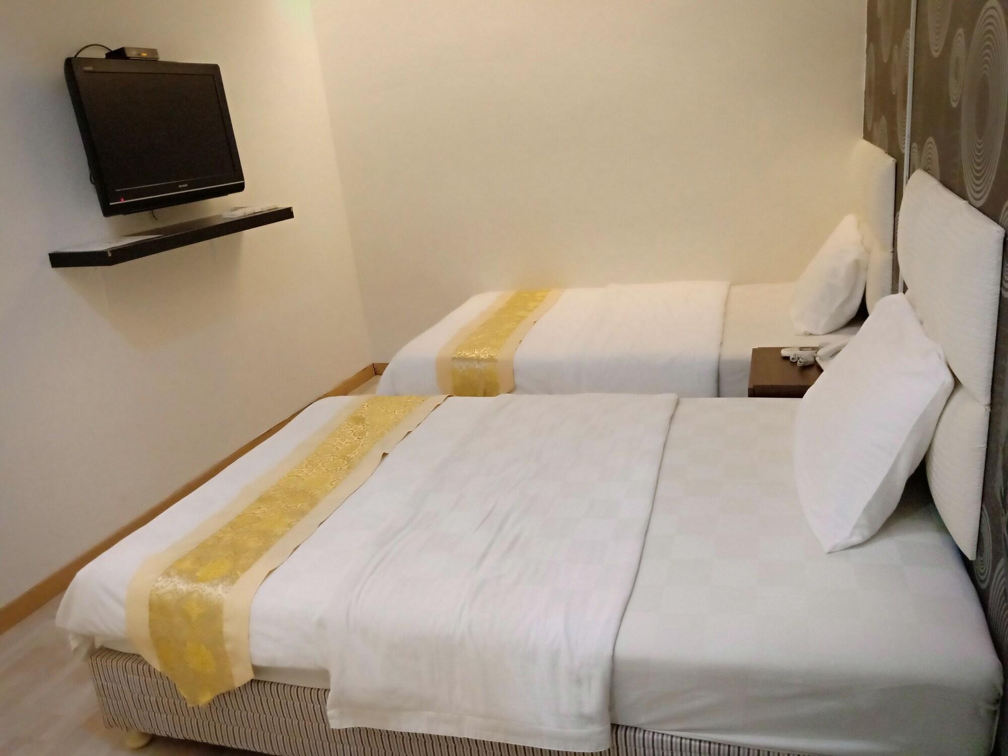 Hotel Zamburger De Melaka Extérieur photo